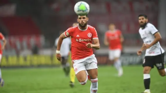 Inter tem dois gols anulados, fica no empate e é vice do Brasileirão