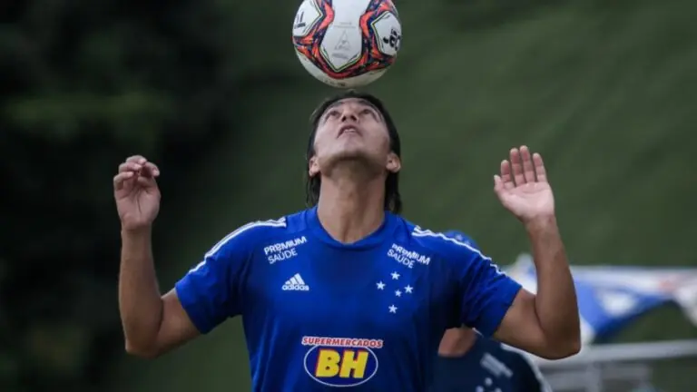 Jogos de hoje na TV: confira as partidas de futebol deste sábado (27)