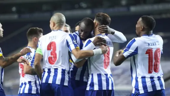 Com Cristiano Ronaldo apagado, Porto vence Juventus por 2 a 1