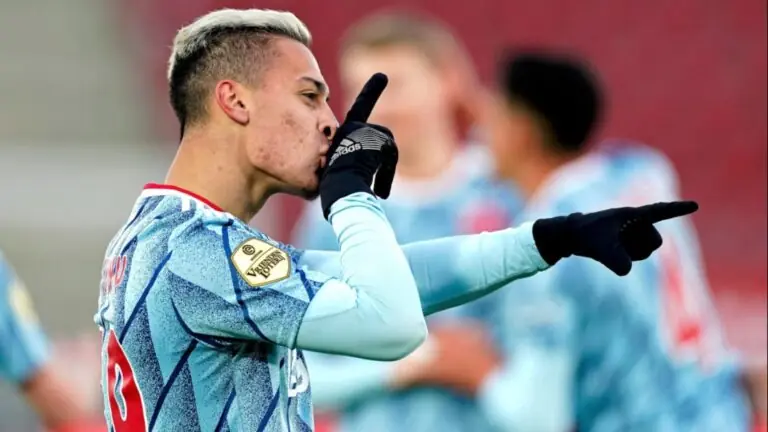 Roma x Ajax: onde assistir ao jogo da Liga Europa hoje (15/04)