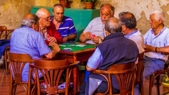Saiba como funciona a aposentadoria para pessoas de baixa renda