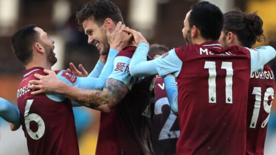 Burnley x Bournemouth (09/02): onde assistir e escalações do jogo