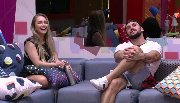 Carla e Arthu - enquete BBB 21
