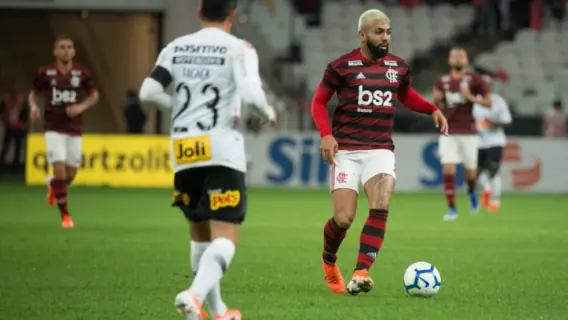 Flamengo x Corinthians (14/2): onde assistir e escalações do clássico