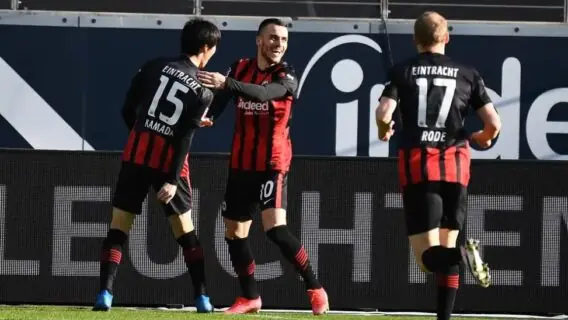 Werder Bremen x Eintracht Frankfurt: onde assistir e escalações (26/02)