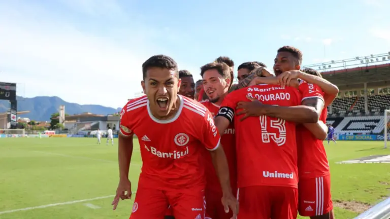 Conheça o torcedor que vai investir no rival para Inter ser campeão