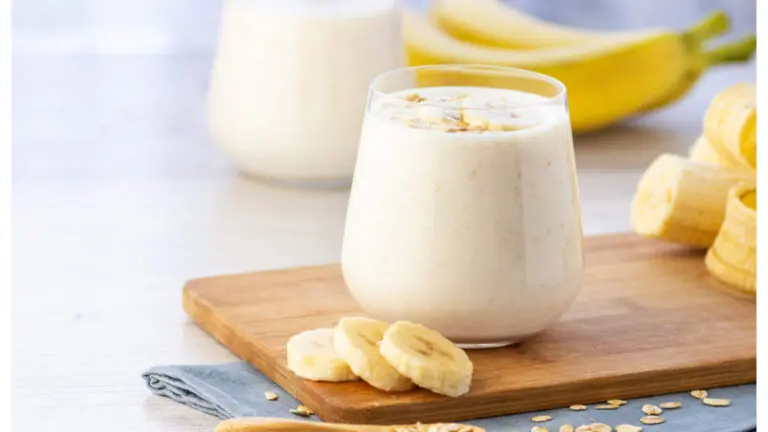 Iogurte vegano: confira 5 receitas fáceis para você fazer em casa