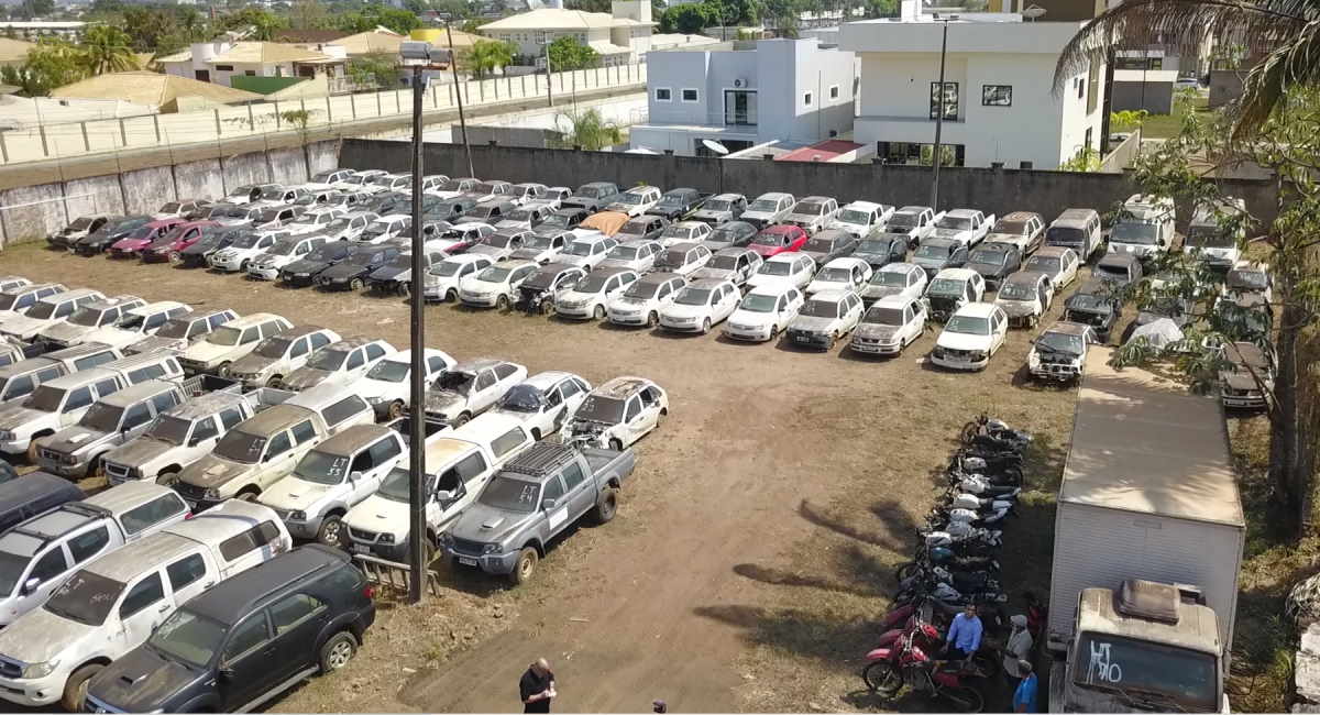 Golpe do falso leilão de automóveis e carros