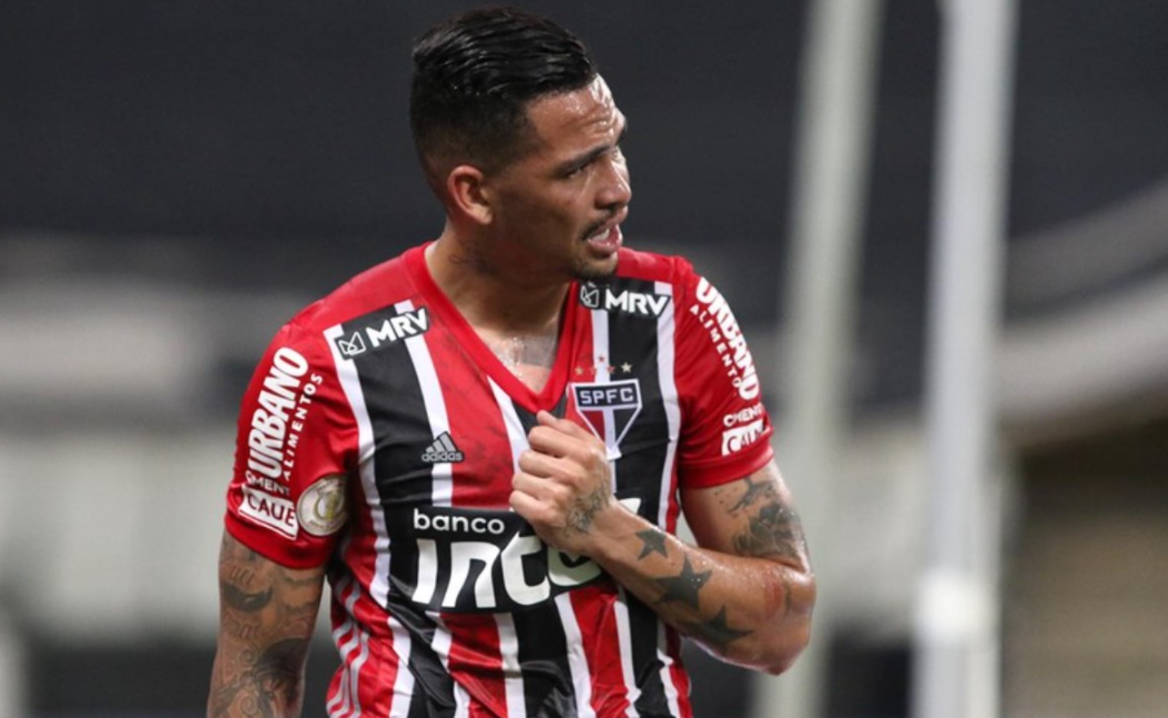 São Paulo perdeu chance de se garantir direto na Libertadores, ao perder para o Botafogo
