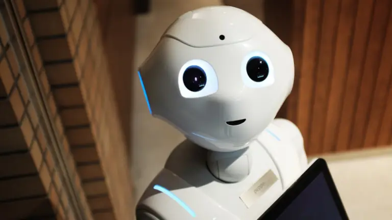 Confira as melhores ações de tecnologia no Brasil e nos Estados Unidos