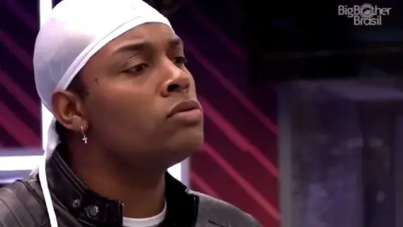 Resumo BBB 21: madrugada tem briga e reunião de condomínio