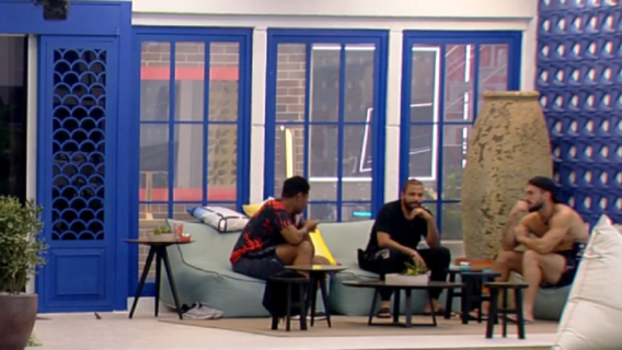 BBB21: Nego Di insinua ato sexual com Carla Diaz e revolta web