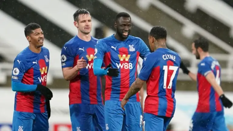 Brighton x Crystal Palace: onde assistir e possíveis escalações (22/02)