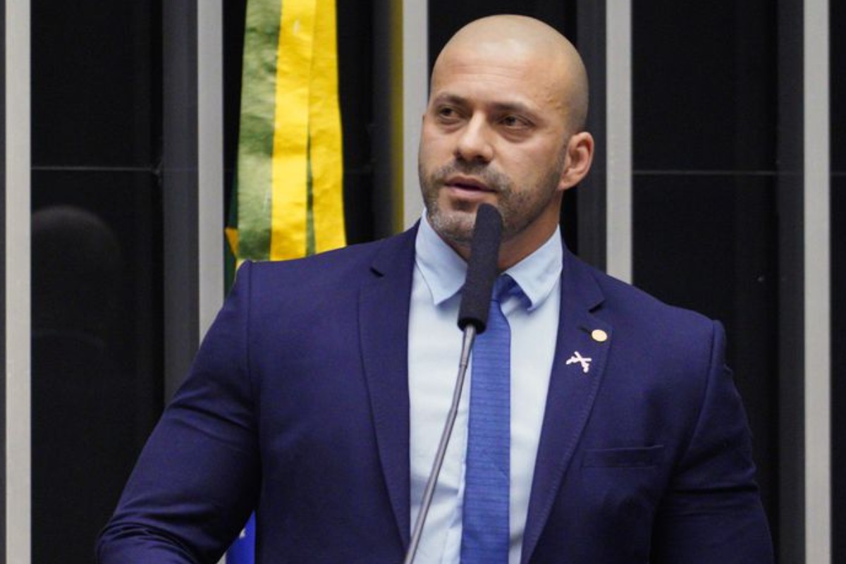 Imagem mostra o deputado Daniel SIlveira