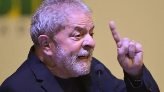 Lula candidato em 2022? Ex-presidente diz que ‘se colocaria à disposição’