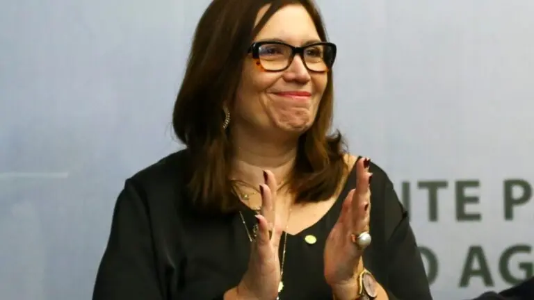 Fiel a Bolsonaro, Bia Kicis deve assumir comissão poderosa na Câmara