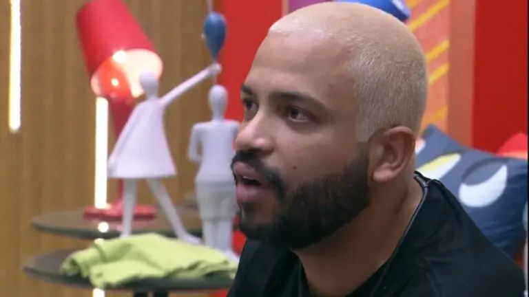 BBB21: Projota chama strogonoff de ‘bosta’ e choca a web; VÍDEO