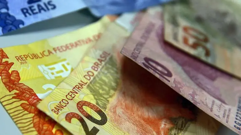 Saiba como pedir a antecipação do saque-aniversário do FGTS