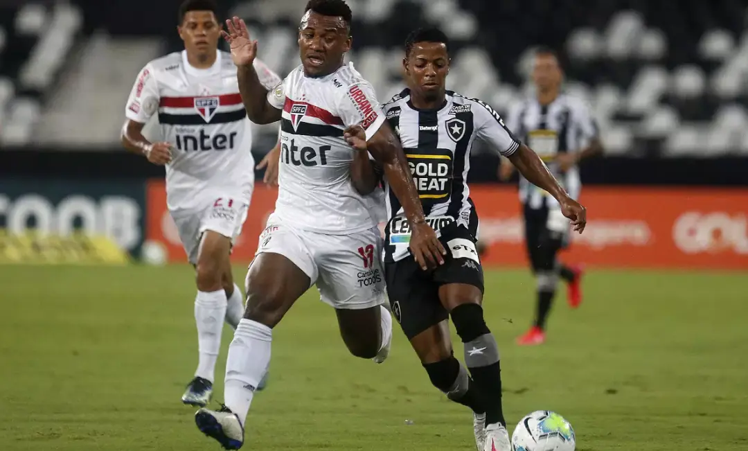 Derrota para o Botafogo complicou classificação do São Paulo