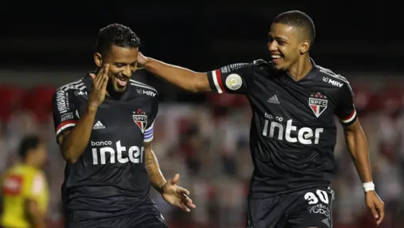 Onde assistir aos jogos do Brasileirão de hoje, segunda-feira (22)