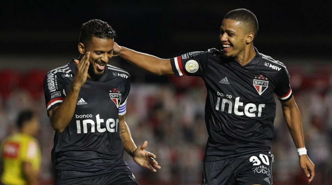 Saiba como assistir aos jogos do Brasileirão de hoje (22)