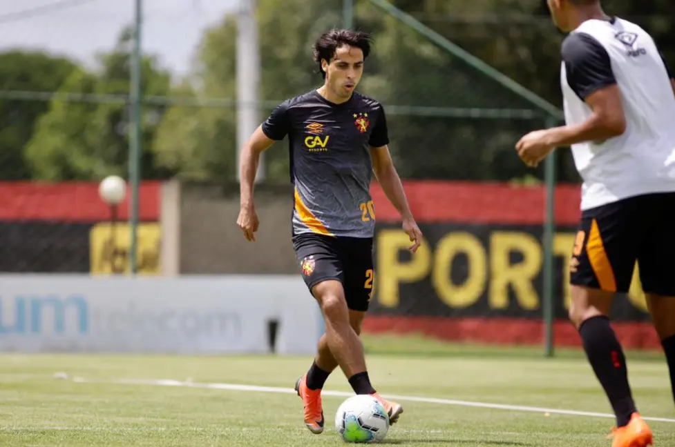 Sport encara o Athletico-PR em disputa por uma vaga na Sul-americana