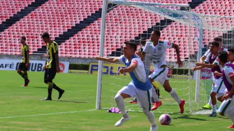 Tombense x Uberlândia: onde assistir e escalações da Recopa Mineira