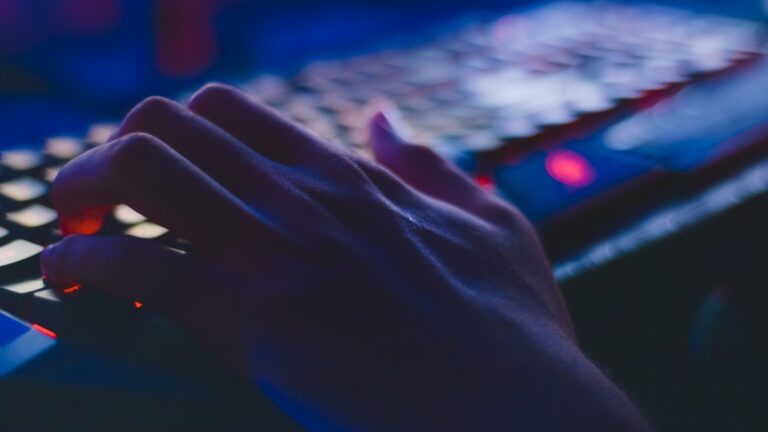 Vazamento de dados na internet: como evitar passar por isso