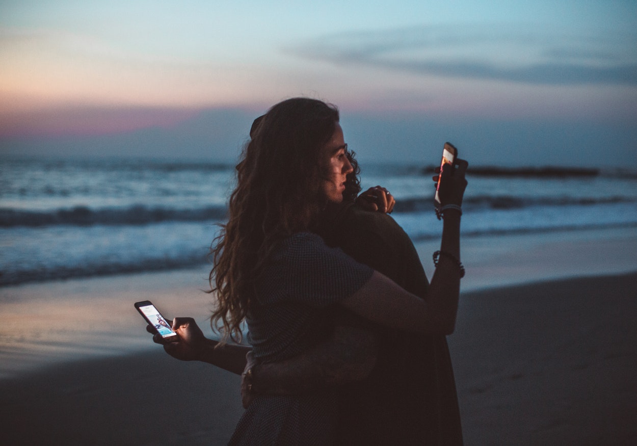 Conheça os sintomas do vício em redes sociais e como superar