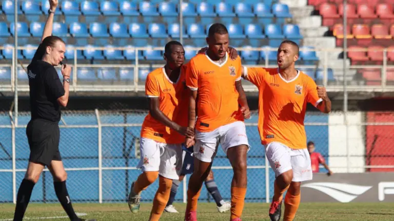 Nova Iguaçu x Sampaio Corrêa (6/2): onde assistir jogo do Estadual