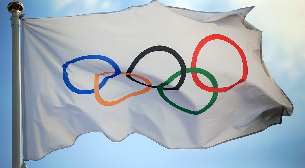 Confira o que representa os anéis olímpicos, um dos símbolos mais marcantes do esporte