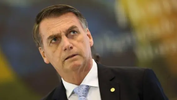 Popularidade digital de Bolsonaro cai enquanto Lula cresce