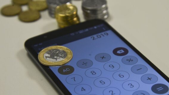 Precisando de empréstimo? Saiba que os juros do crédito vão subir