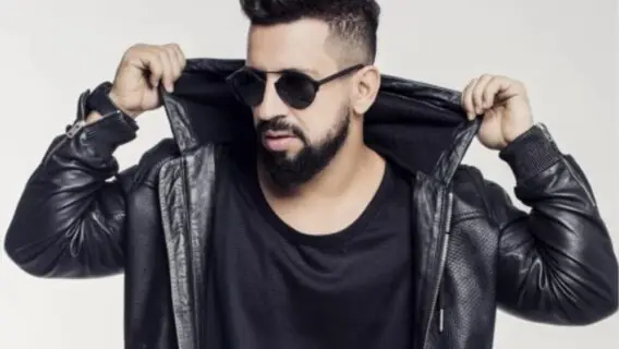 BBB21: Dennis DJ se apresenta na festa de hoje do BBB (26/3)