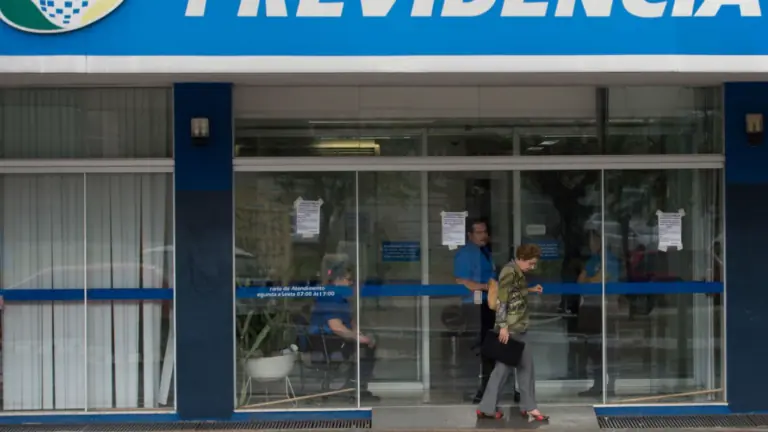 INSS: Prova de vida dos aposentados é suspensa até 31 de maio