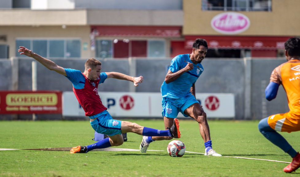 Saiba onde assistir ao vivo jogo entre Palmas e Avaí