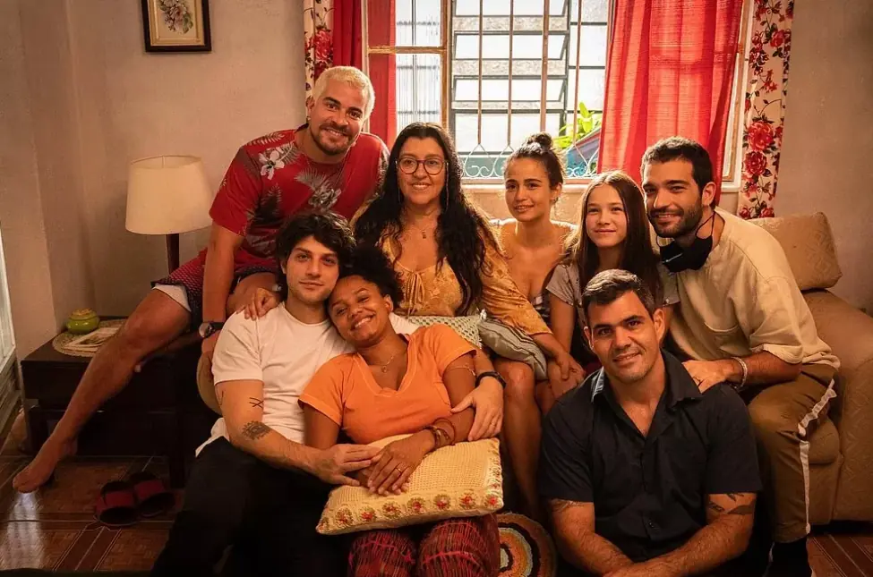 Resumo novela Amor de Mãe