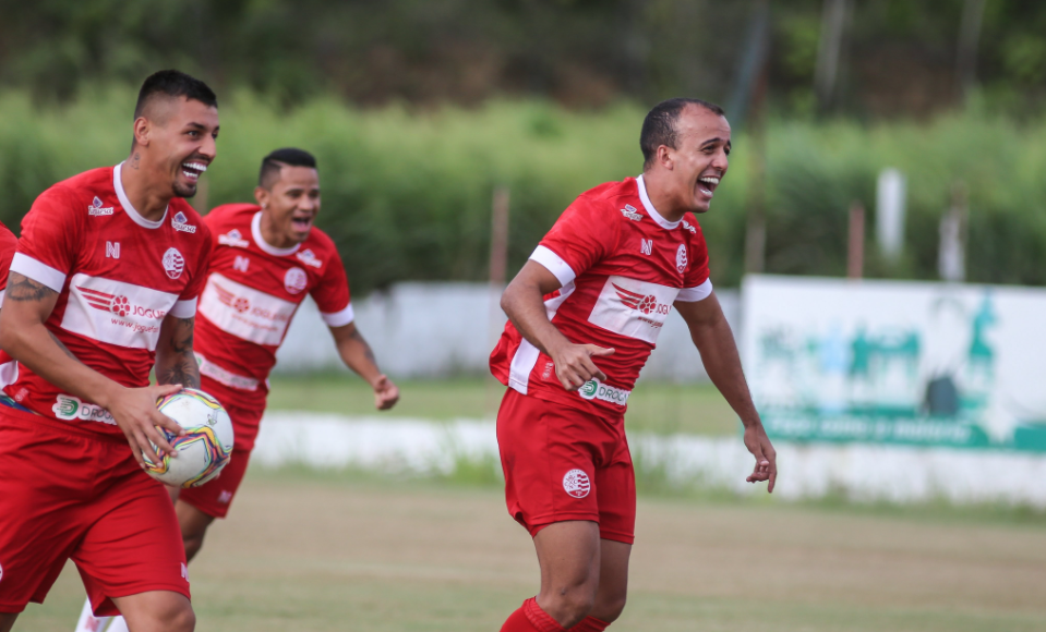 Saiba onde assistir ao vivo jogo entre Náutico e Vitória