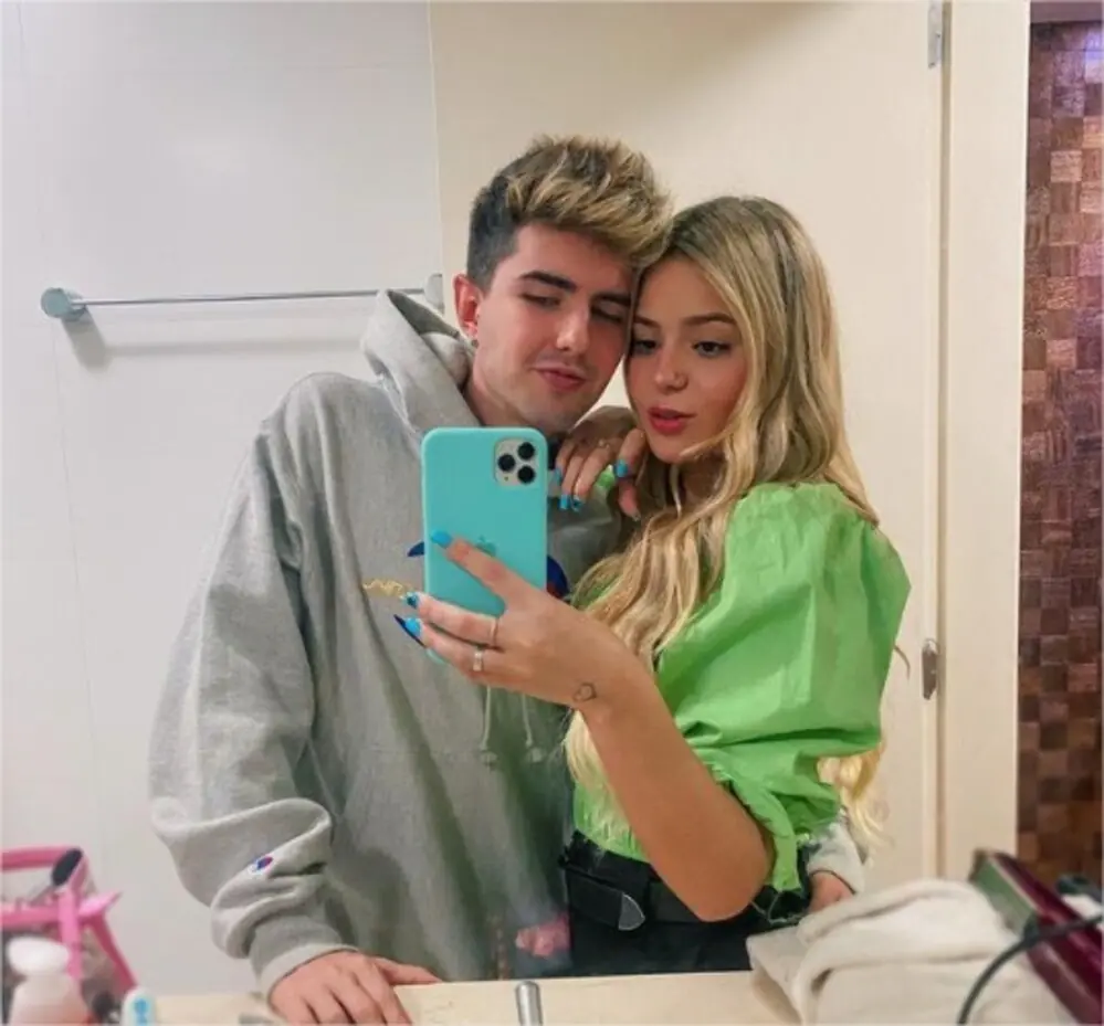 Viih Tube BBB21 e atual namorado