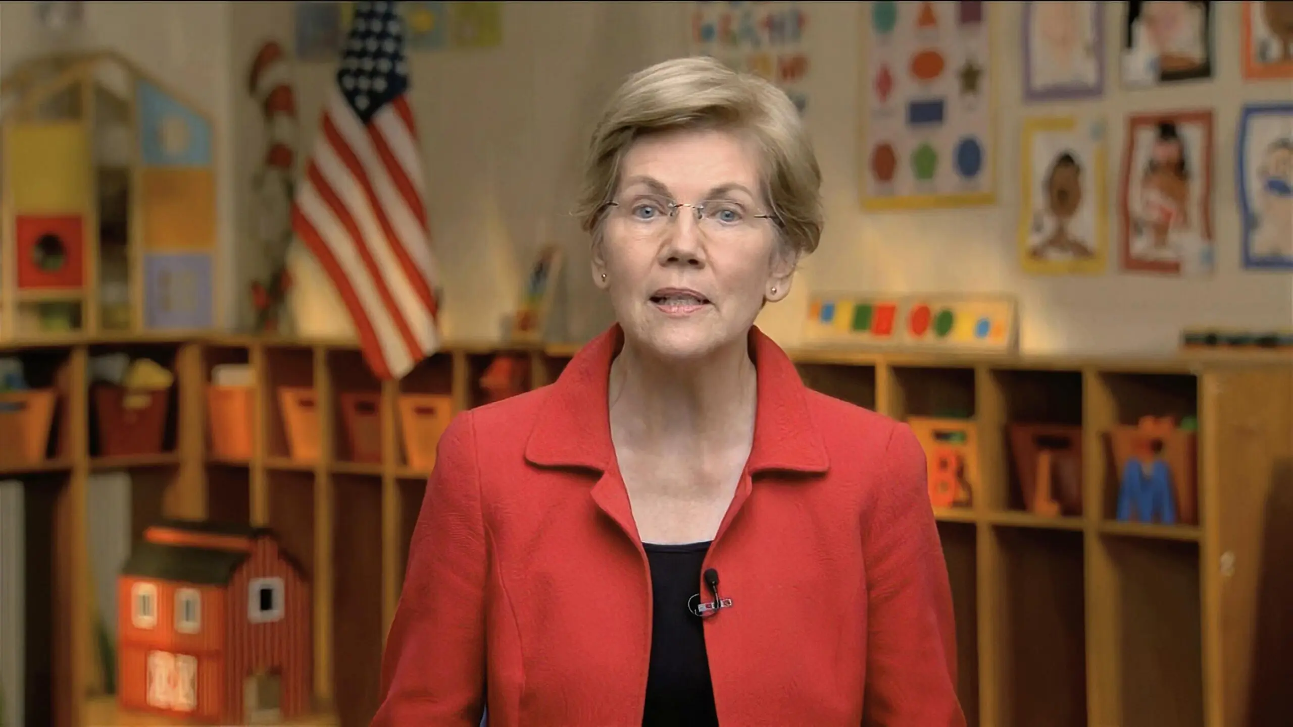 A senadora Elizabeth Warren
