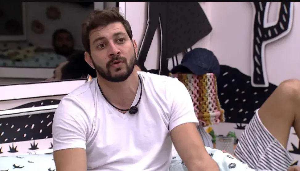 BBB21: Caio arrumas as malas e pede para sair do programa quem saiu hoje bbb21
