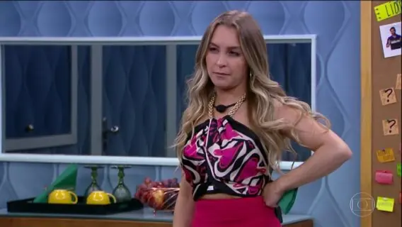BBB 21: falsidade e alvos; veja o que Carla Diaz assistiu no quarto secreto