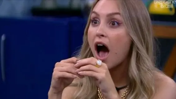 BBB21: veja que horas Carla Diaz vai voltar à casa