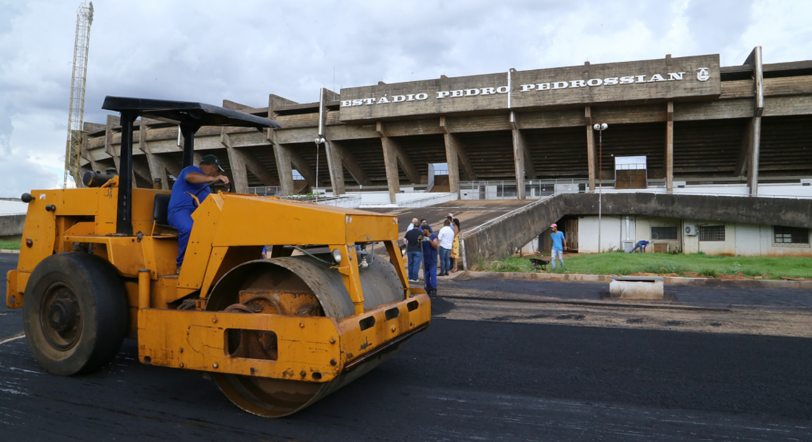 Constantemente estádio passa por reformas devido à sua estrutura antiga