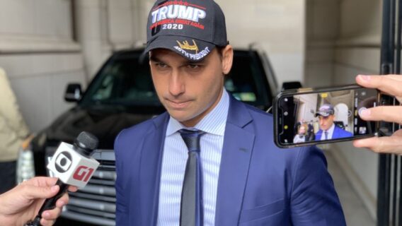 Entenda a ligação de Eduardo Bolsonaro a invasão do Capitólio nos EUA