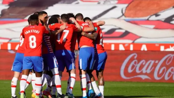 Molde x Granada hoje (18/03): onde assistir e horário