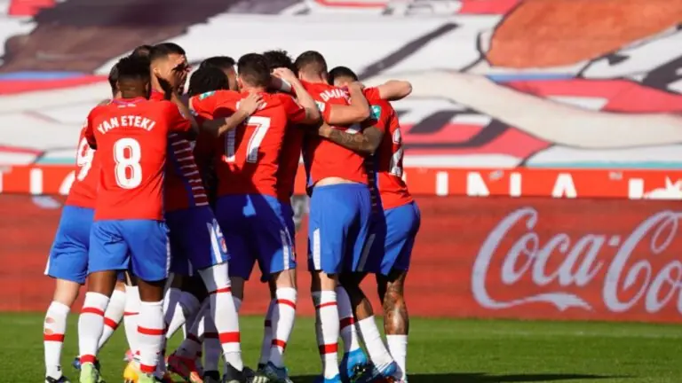 Molde x Granada hoje (18/03): onde assistir e horário