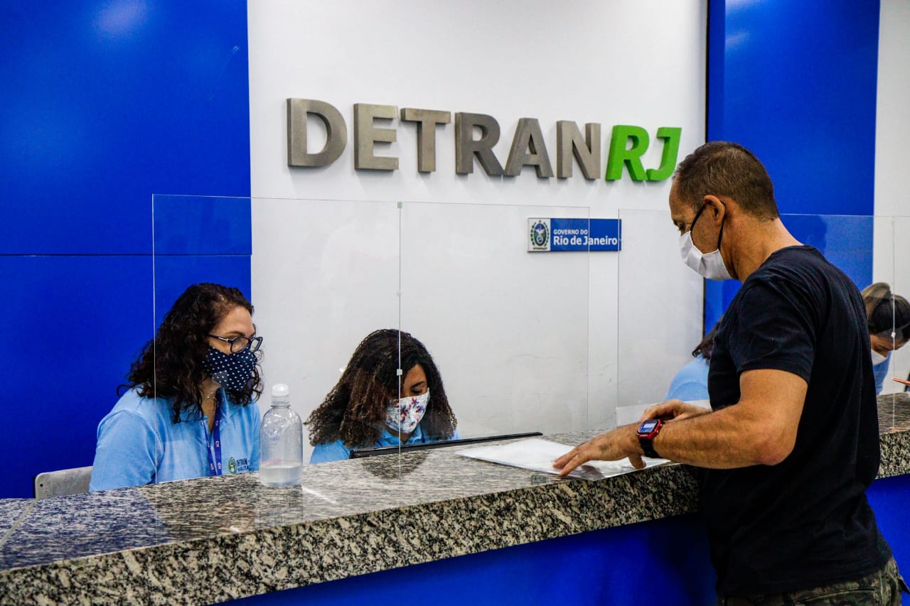 Detran suspende atendimentos no Rio de Janeiro até 04 de abril