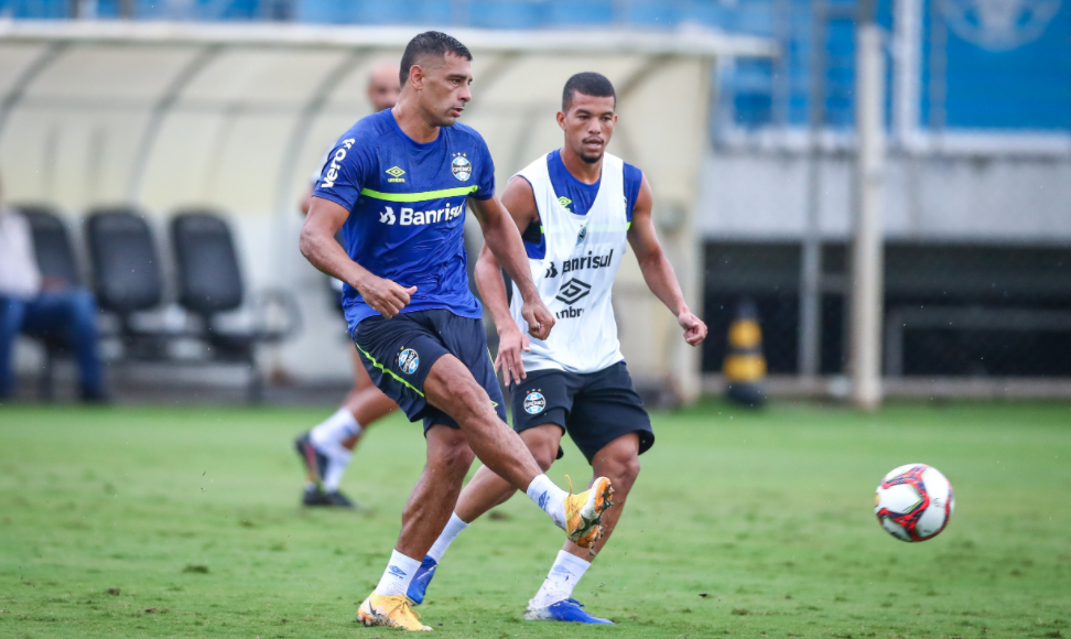 Saiba como assistir ao vivo jogo do Grêmio e Pelotas hoje