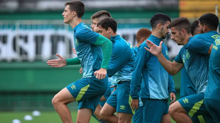Chapecoense e Brusque: como assistir e horário de hoje [31-3]